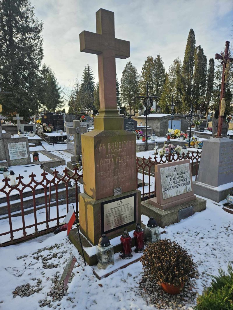 Grób powstańca styczniowego na cmentarzu w Łańcucie