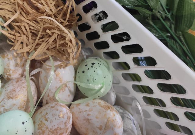 Pisanki w koszyczku